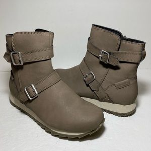 New Merrell Women's Alpine Buckle Falcon Waterproof Winter Boots Size 8